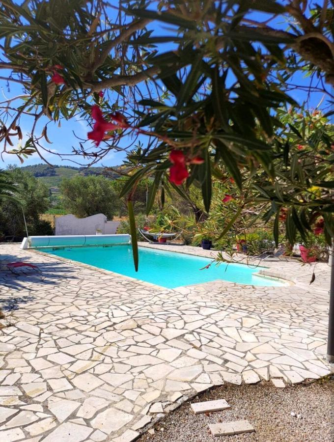 לה באסט Logement La Belle Provence מראה חיצוני תמונה