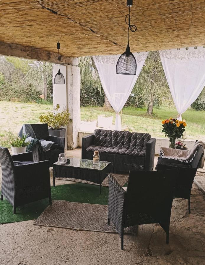 לה באסט Logement La Belle Provence מראה חיצוני תמונה